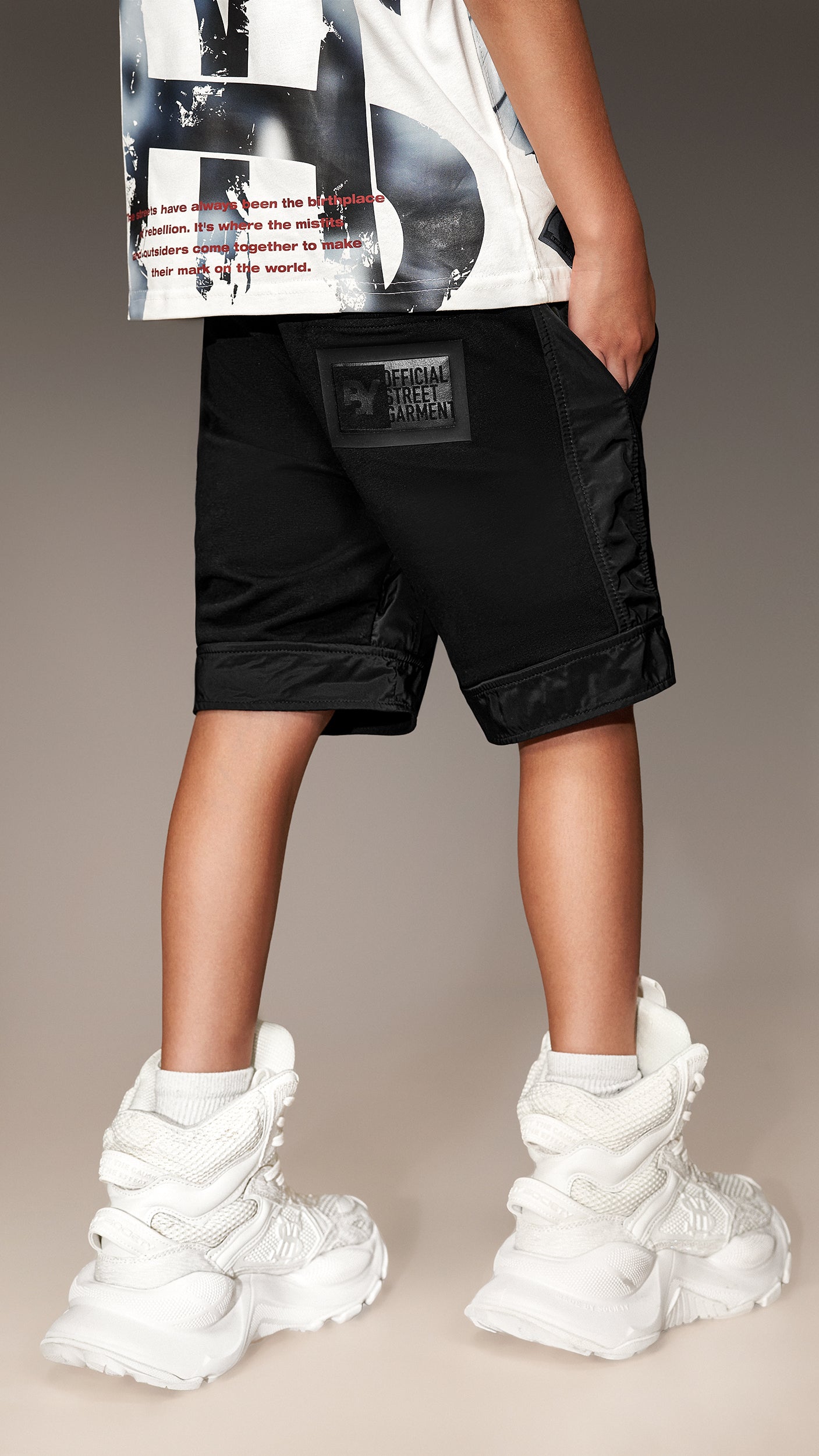 Branded Band Shorts - B35330