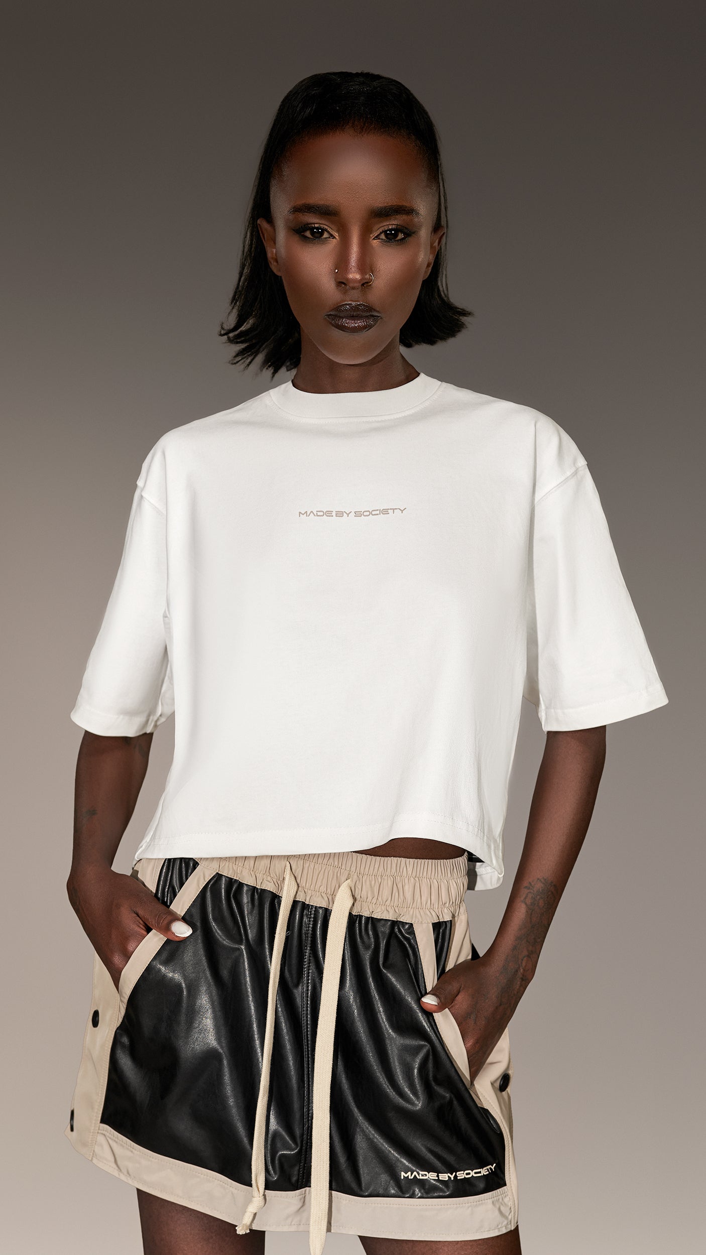 Tricou cu decupaj - T26370