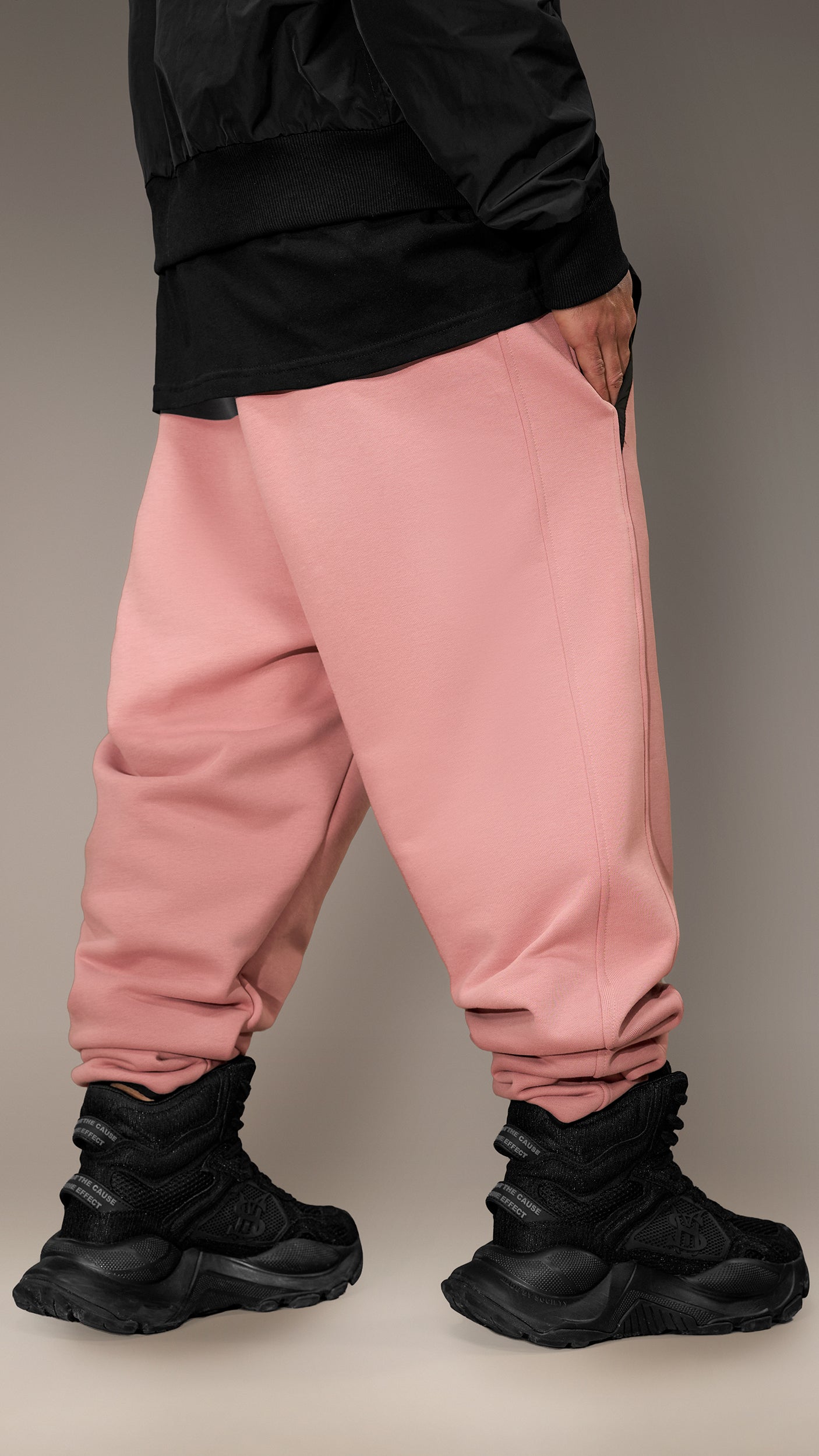 Pantaloni Jogger „Made by Society” – P16103