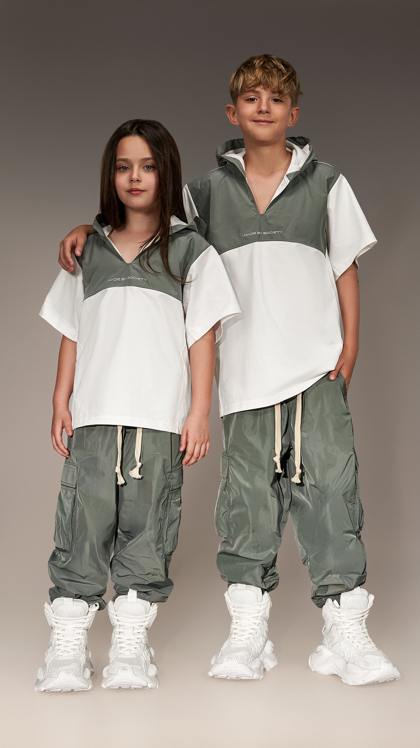 Tricou cu decolteu - T36260