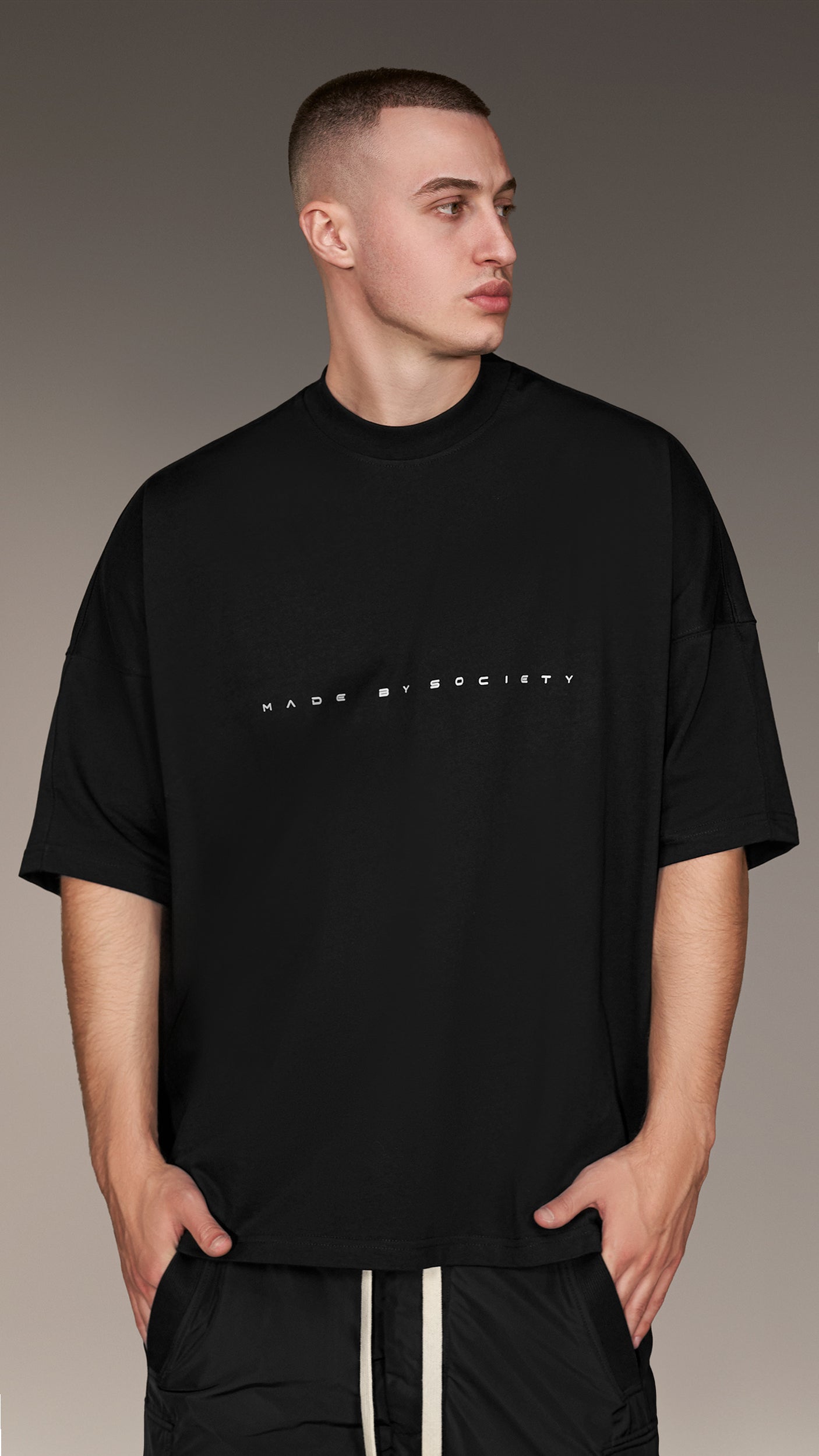 Tricou "Know Your Place" - T16846