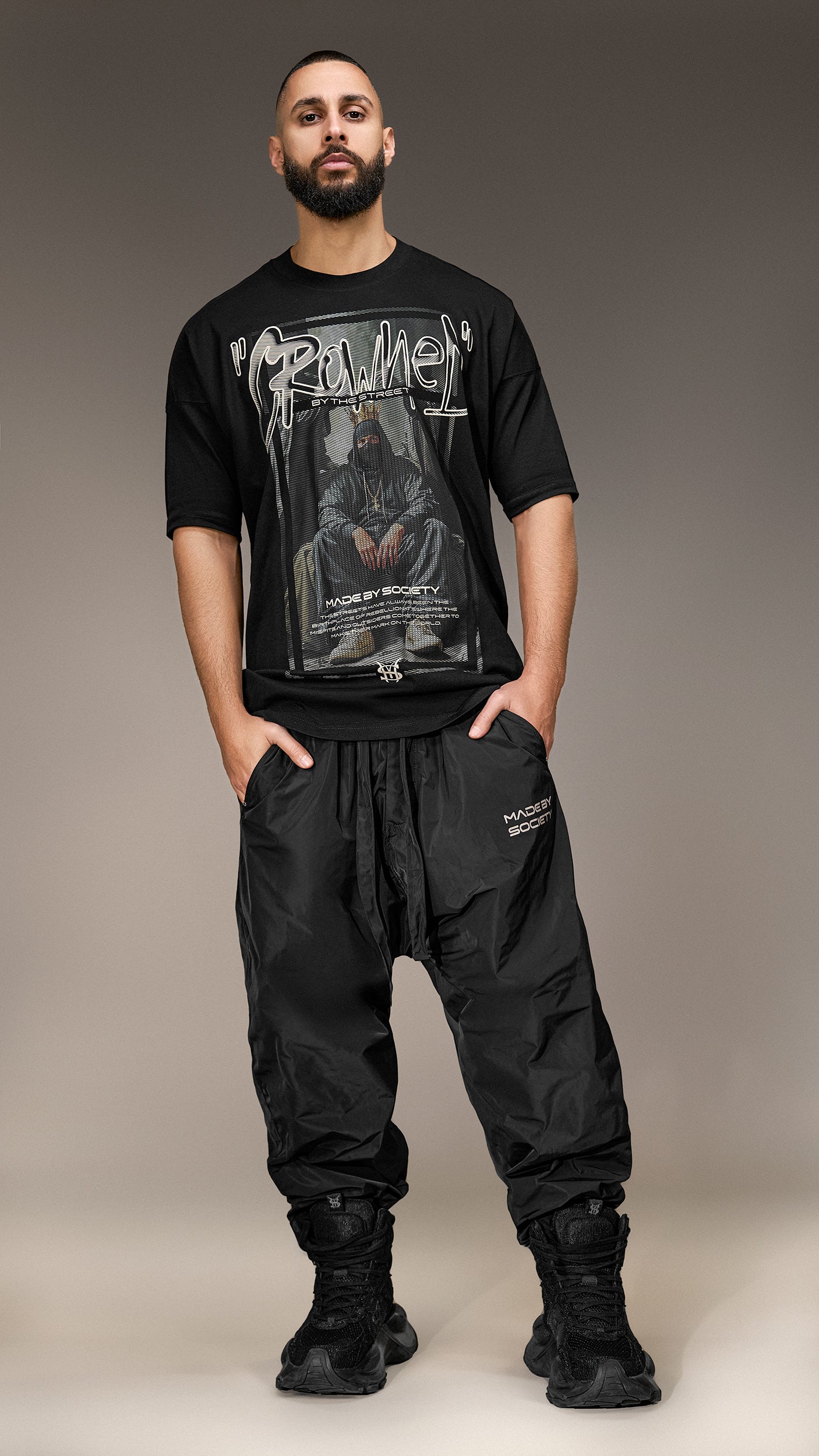 Oversized T-shirt "Crowned by the Street" - T15983