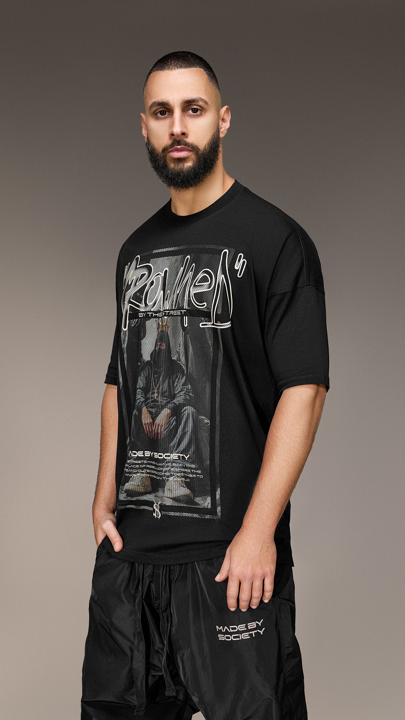 Oversized T-shirt "Crowned by the Street" - T15983