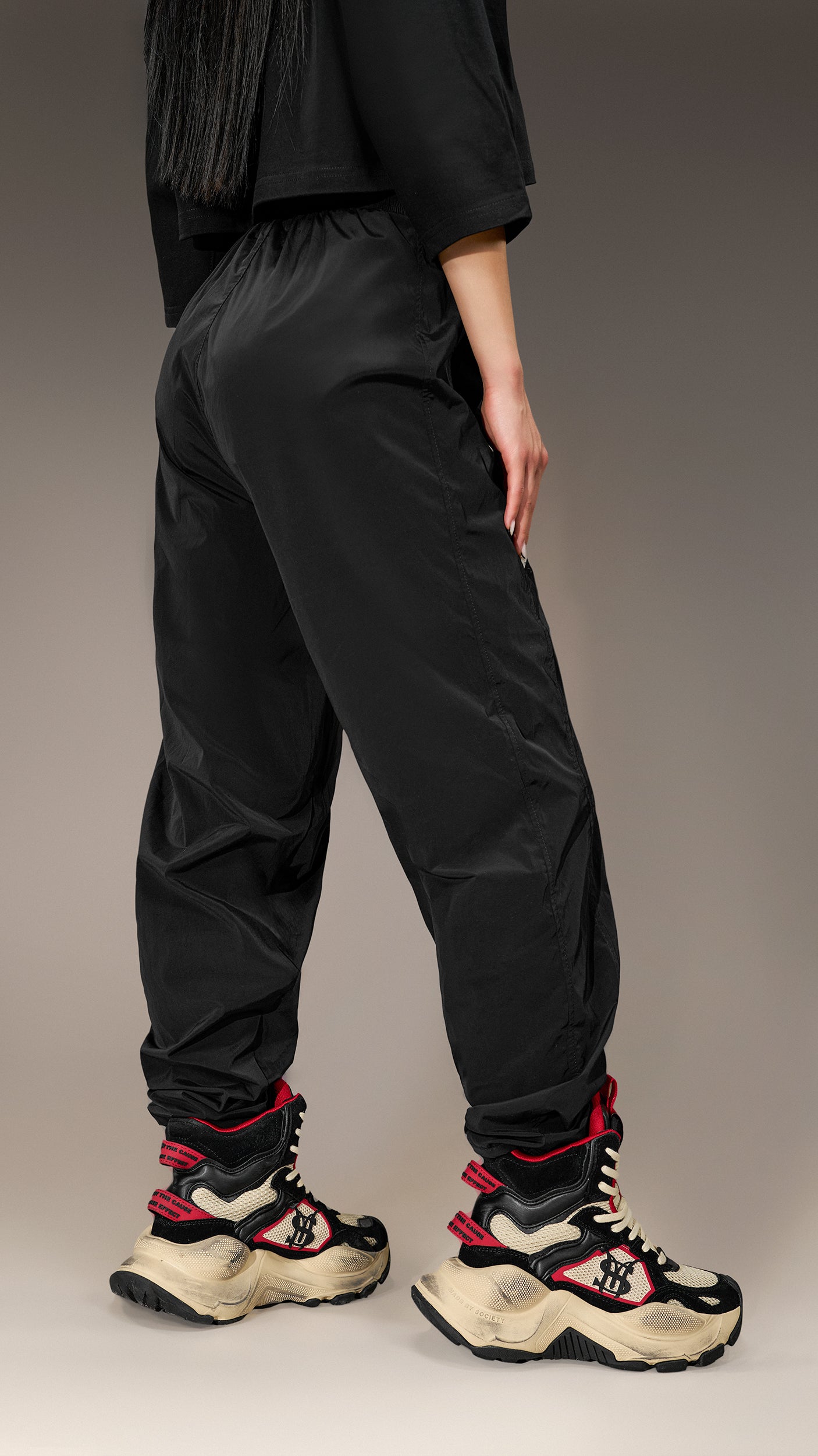 Pantaloni Joggers „Made by Society” – P26203