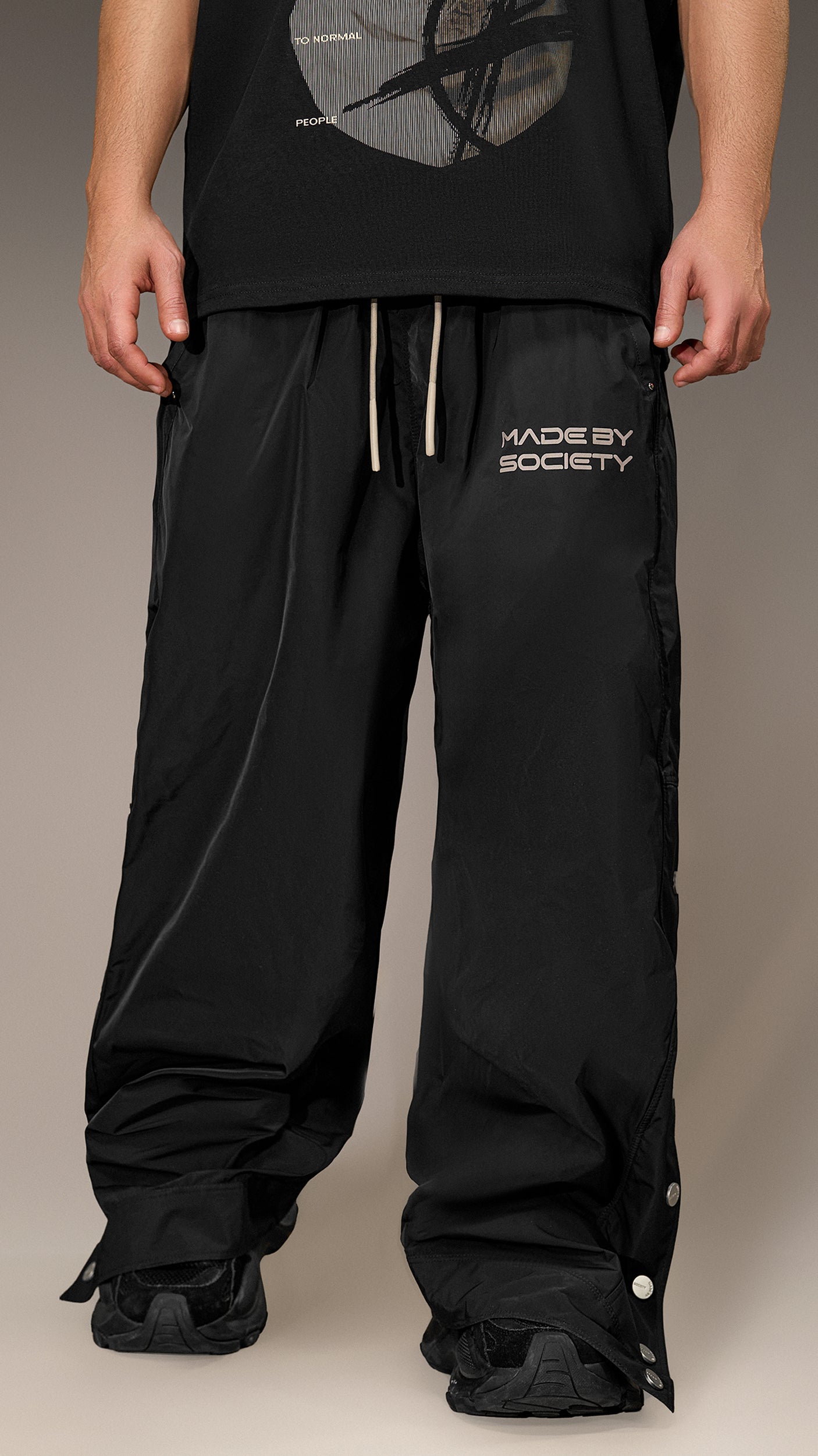 Pantaloni Made by Society -P16138