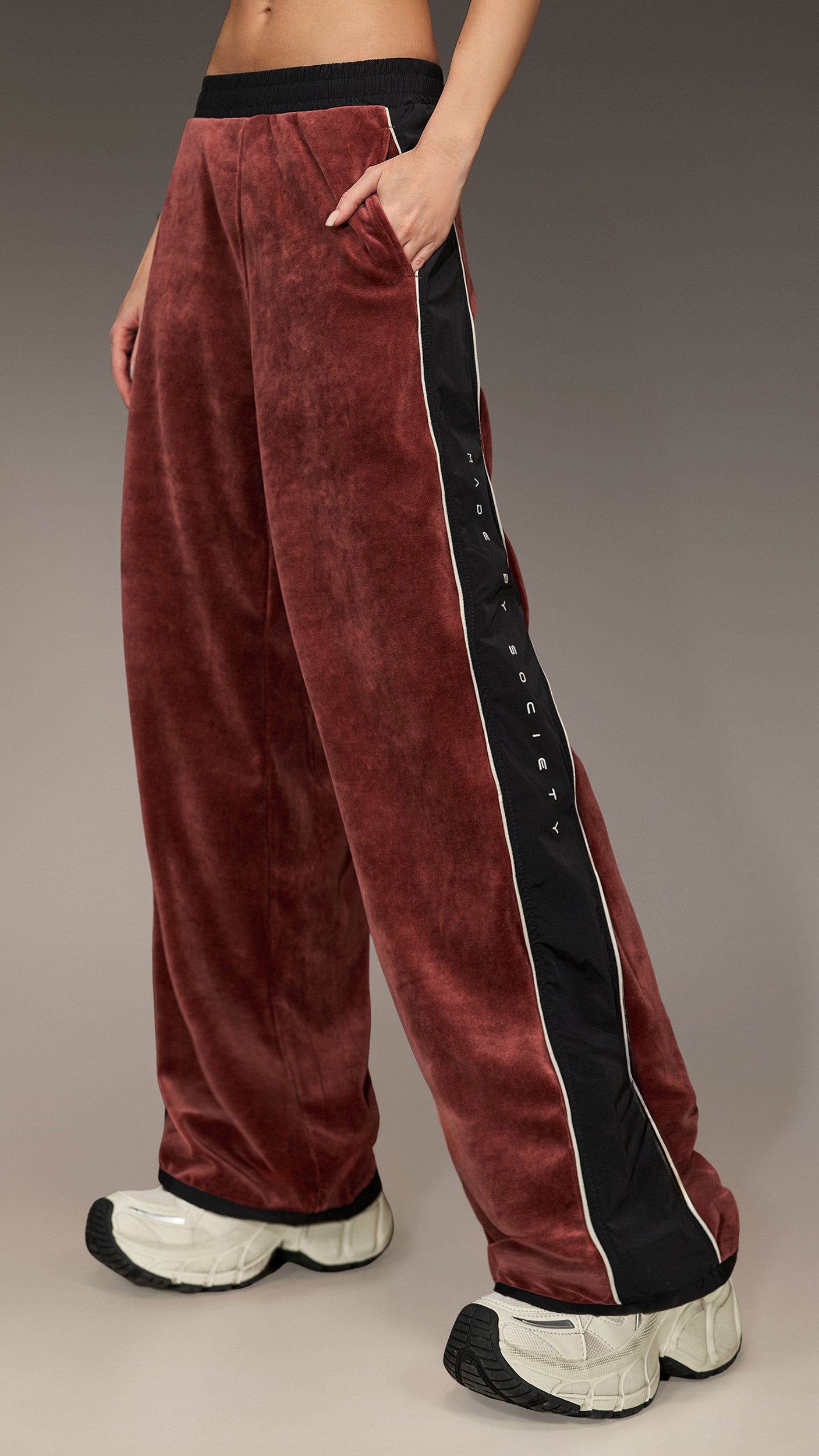 Pantaloni ELEVATE AMBER - P27071