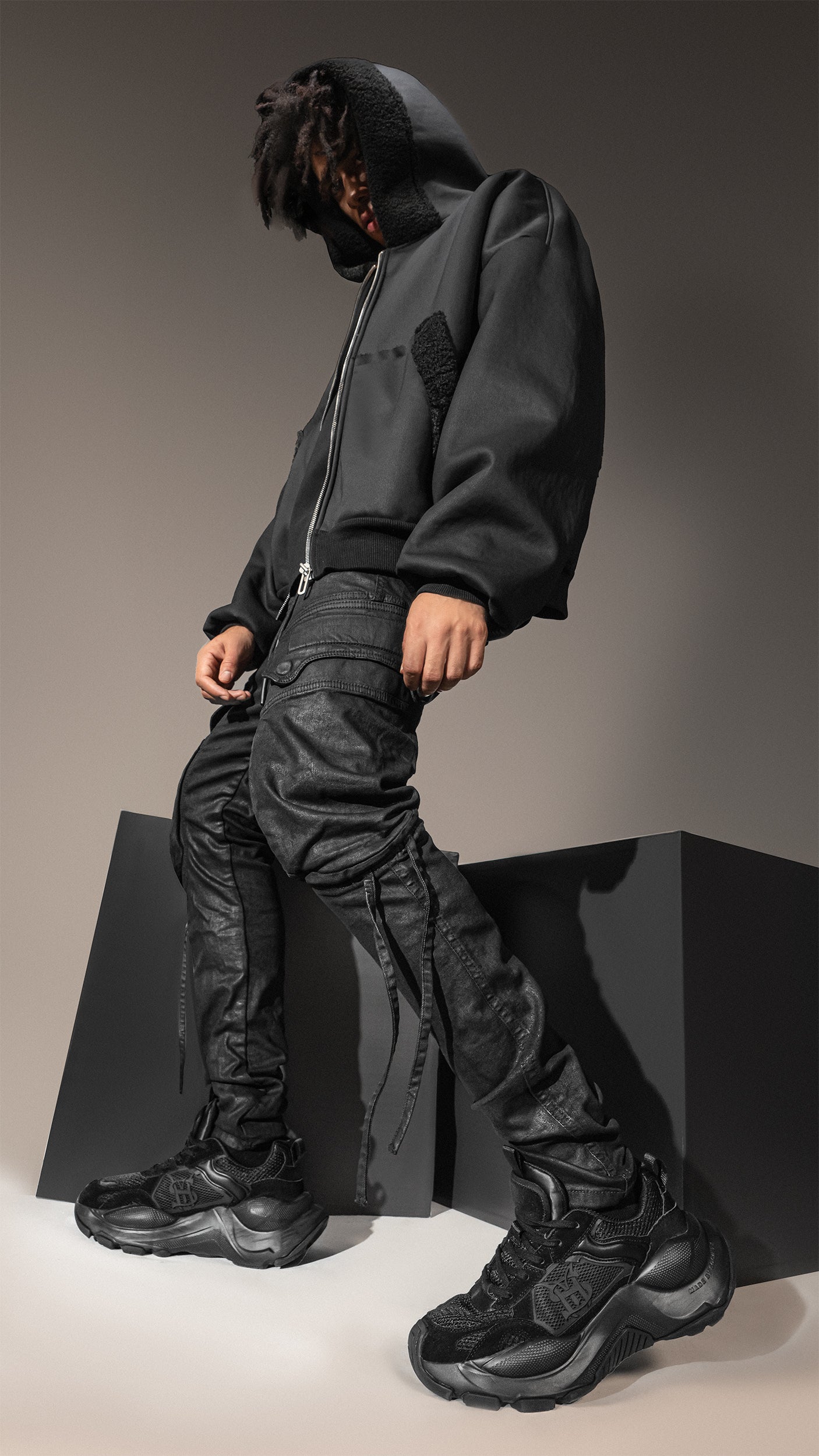 MBS 03 BLACK M - I15931