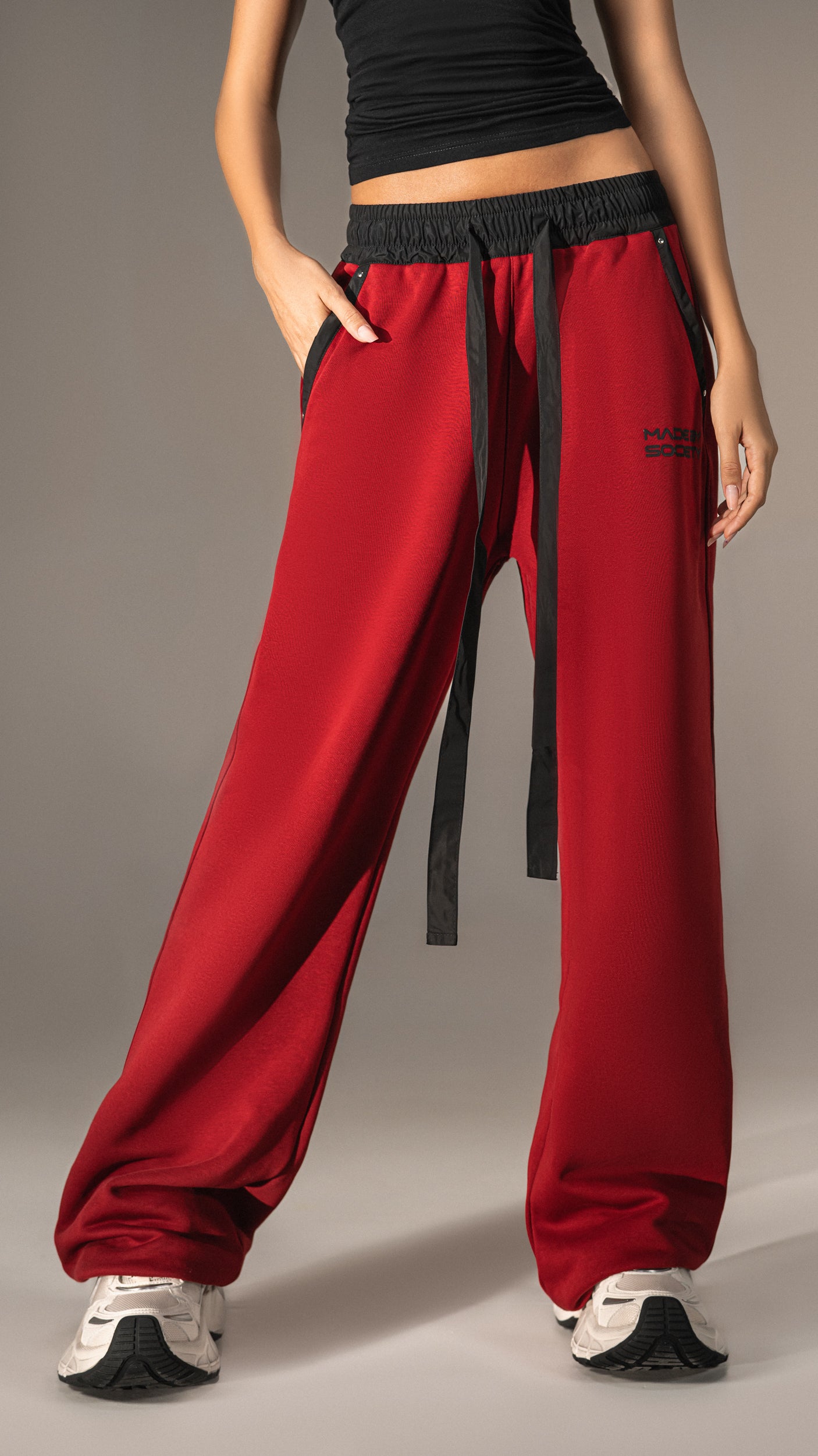 Pantaloni "Made by Society" - P25704