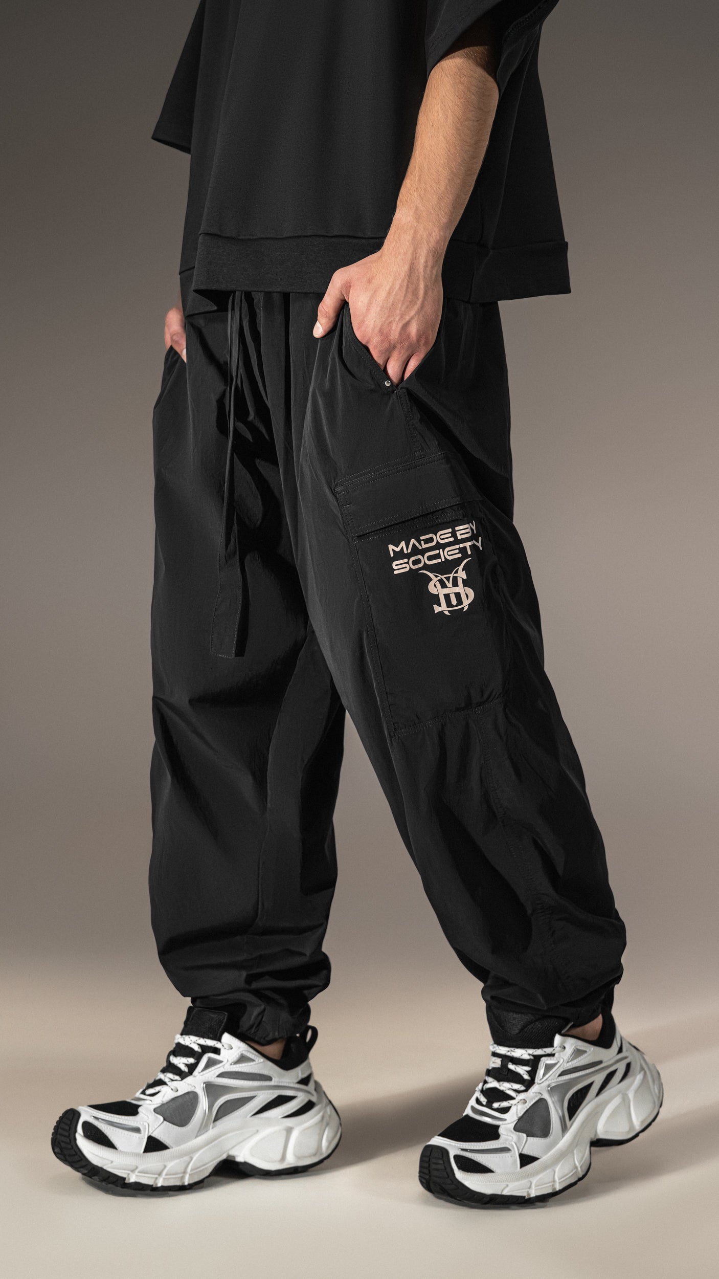 Pantaloni Casual „Made by Society” - P15721