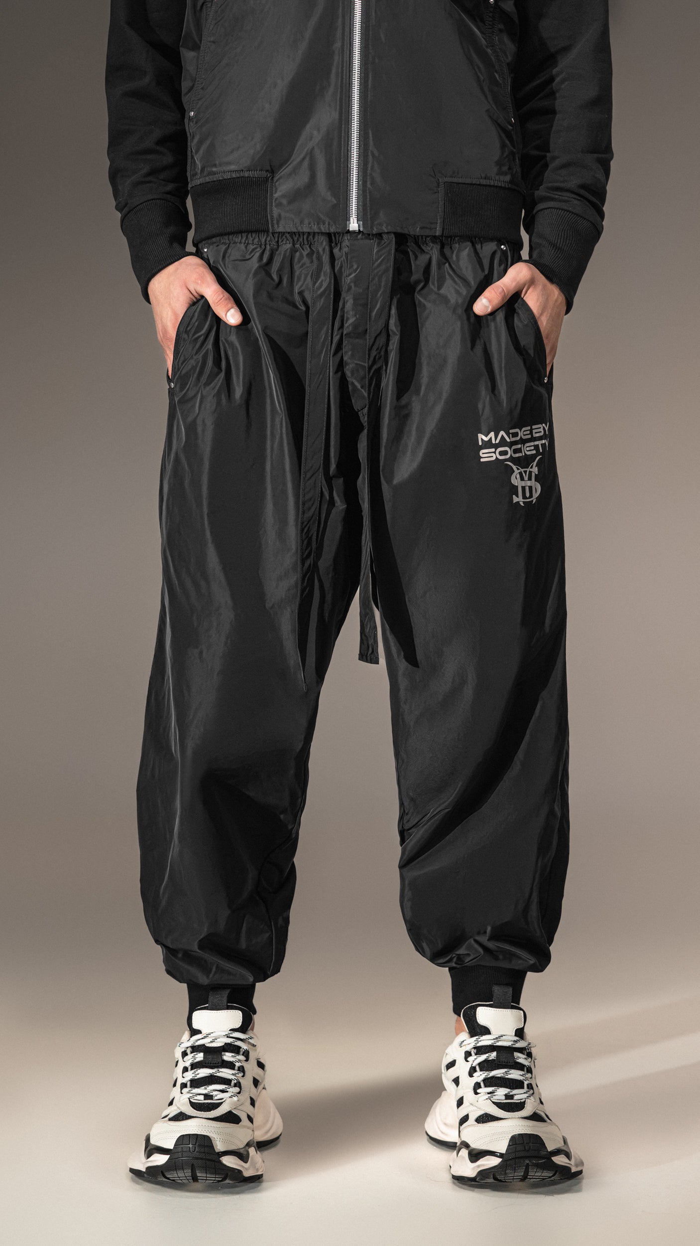 Pantaloni Made by Society – P15618