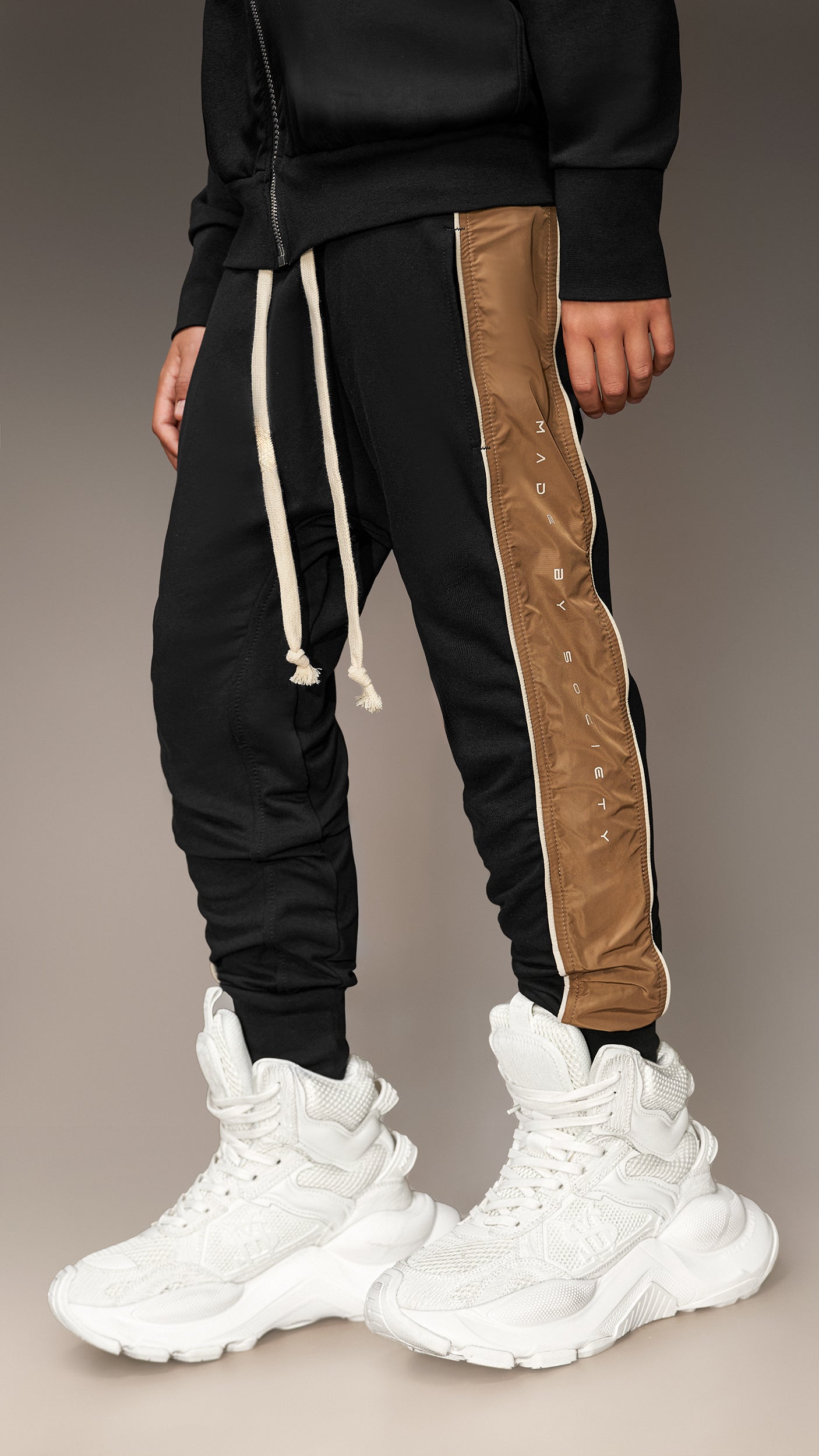 Pantaloni jogger - P36690
