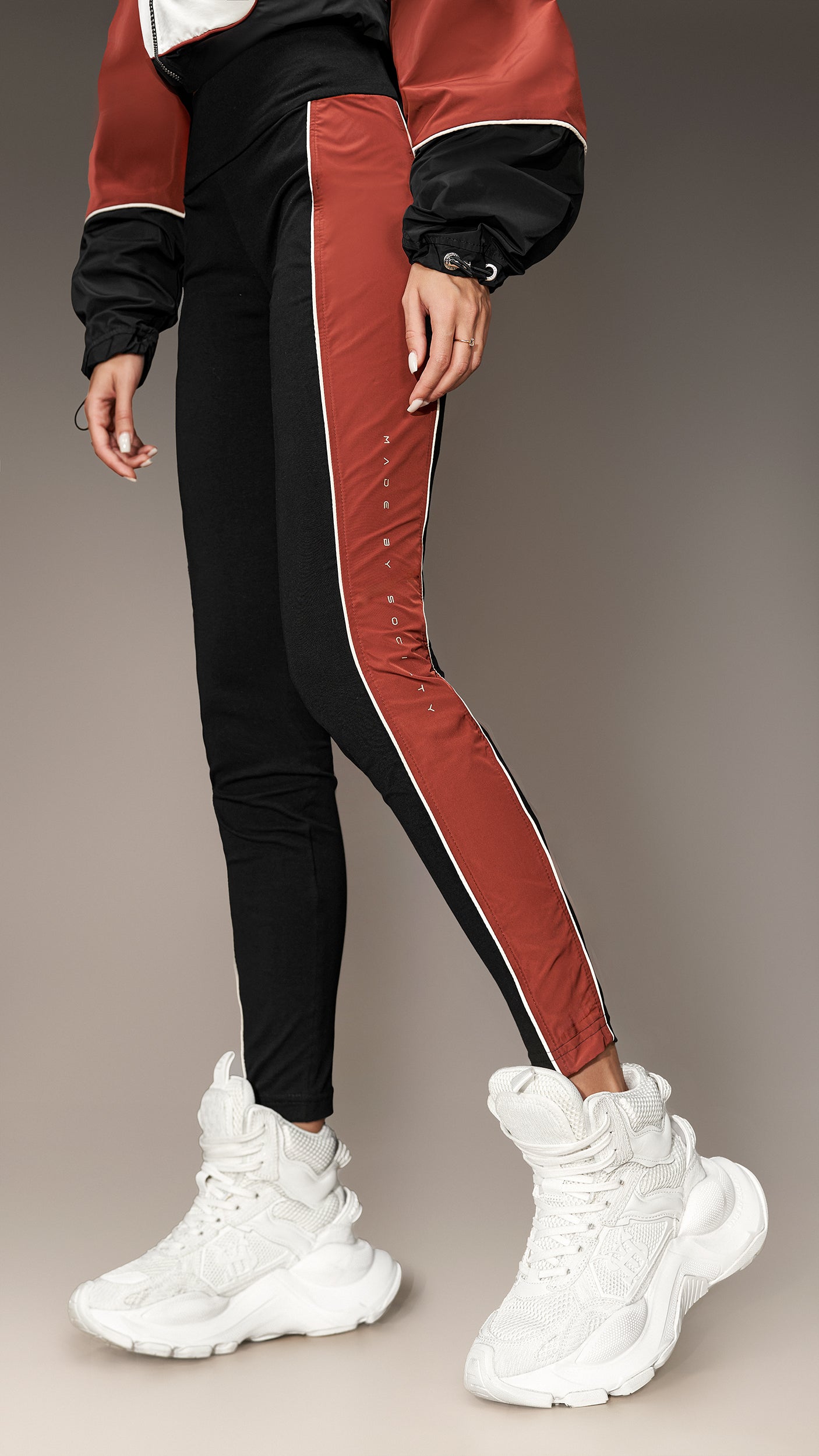 Pantaloni Made by Society - P26676