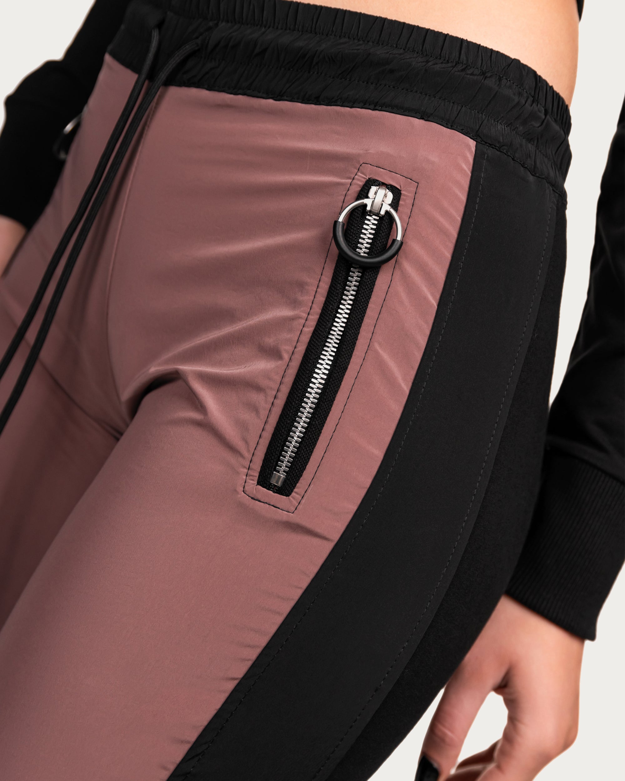 Zip track pants - P22427