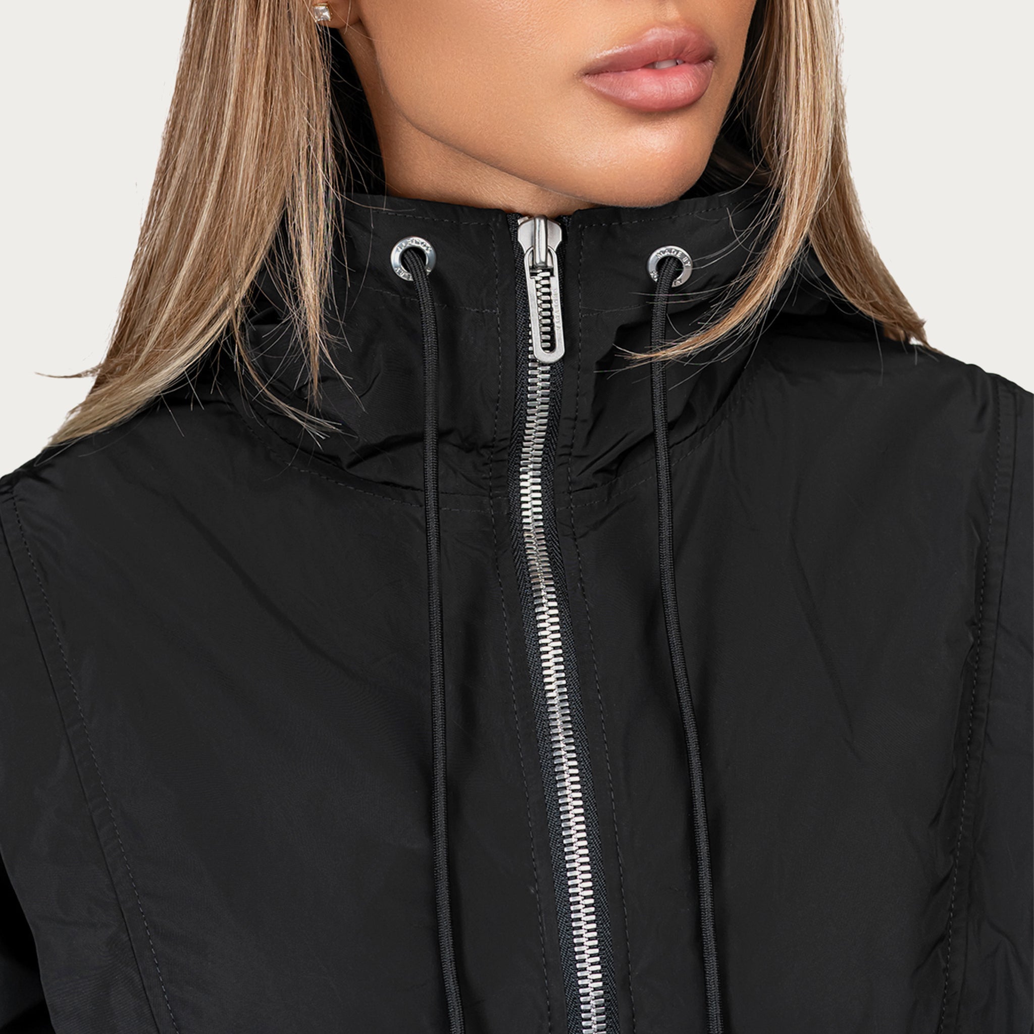 Layered windbreaker hoodie - H23790