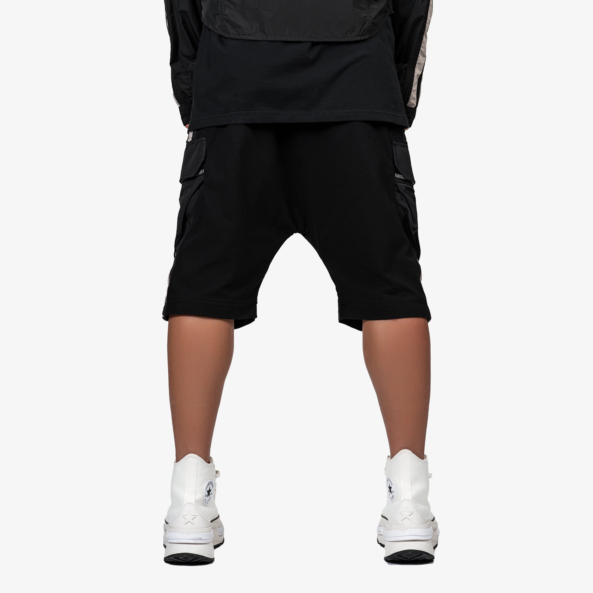 Vertical lines cargo shorts - B13548