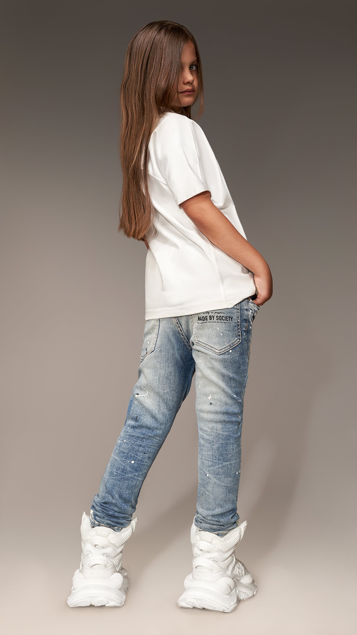 Tricou „White Suits Me” - T35865