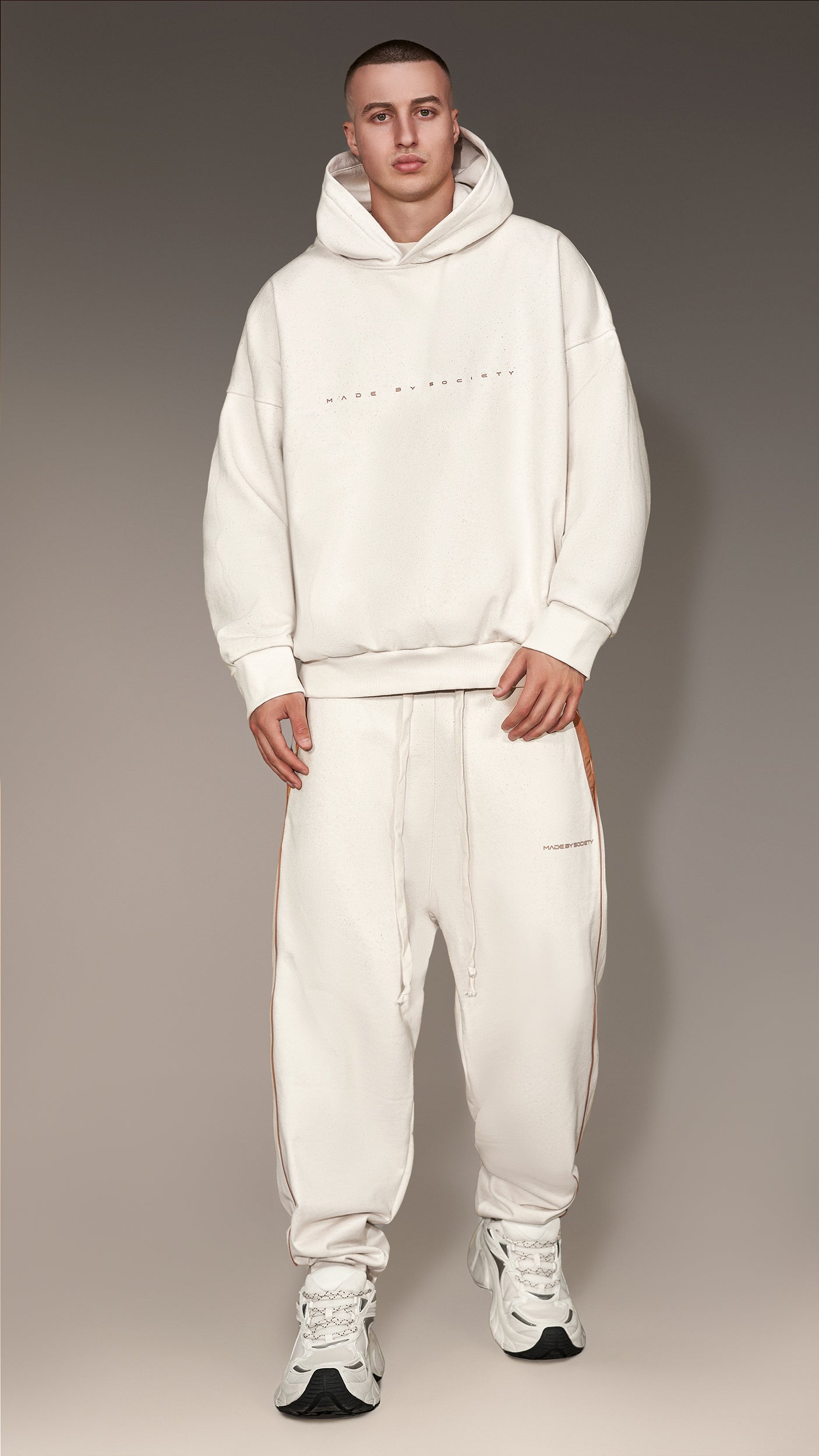 Barbati | Pantaloni The Outlet Premium - Vezi oferta de produse