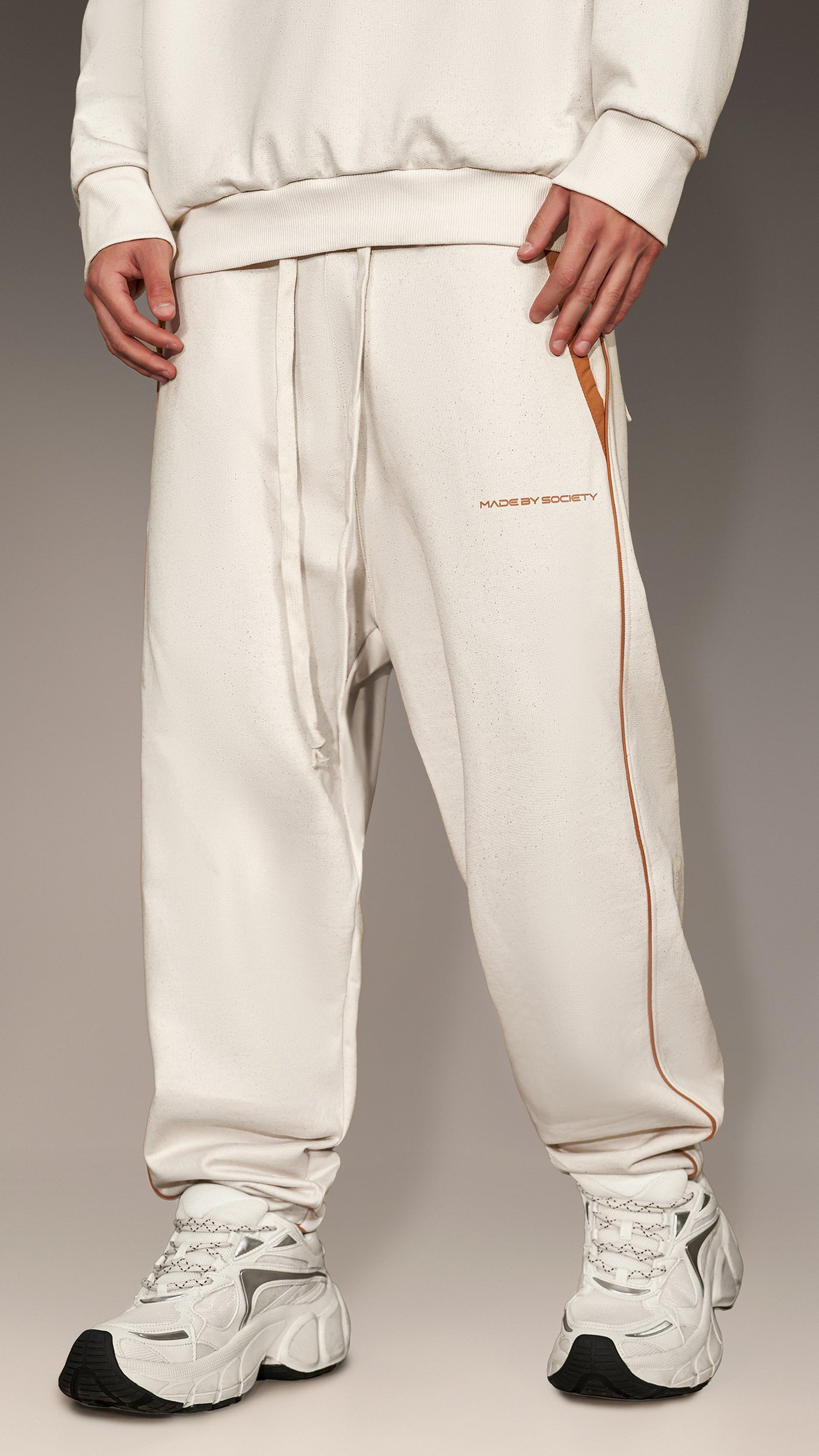 Pantaloni Made by Society - P16781