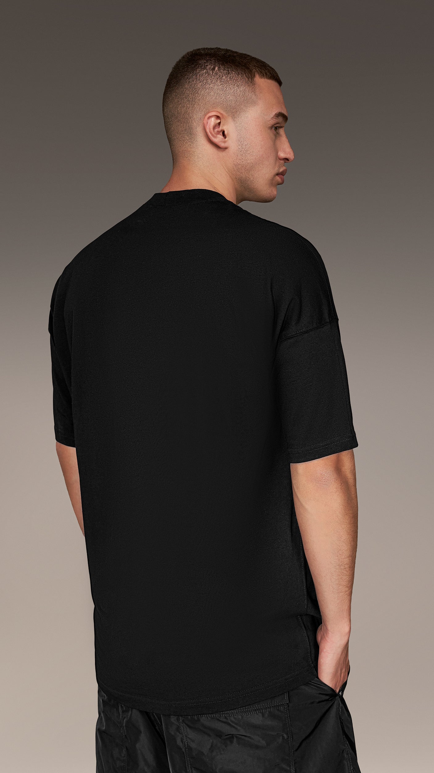 Tricou "Crowned by the Street" - T15983