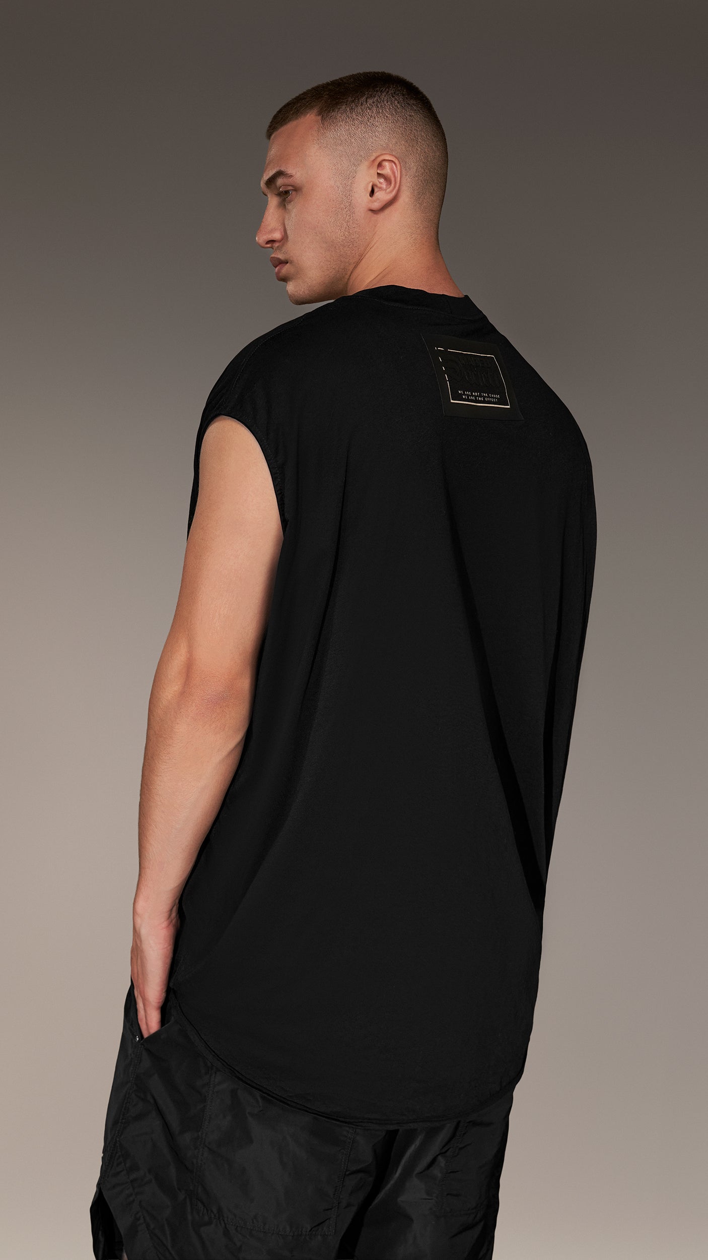 Tricou fara maneci " Made by society" - T15491