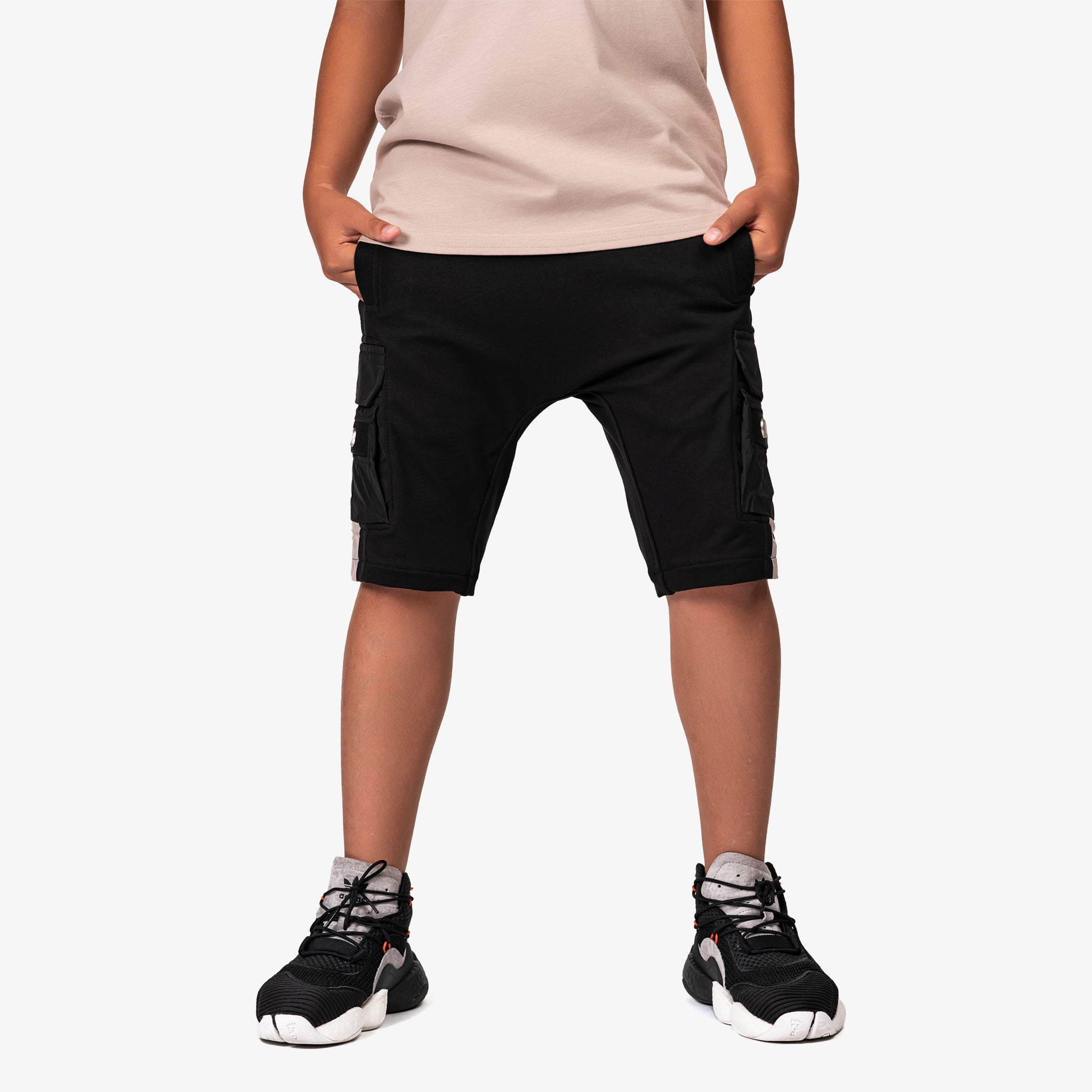 Stud cargo shorts - B33736