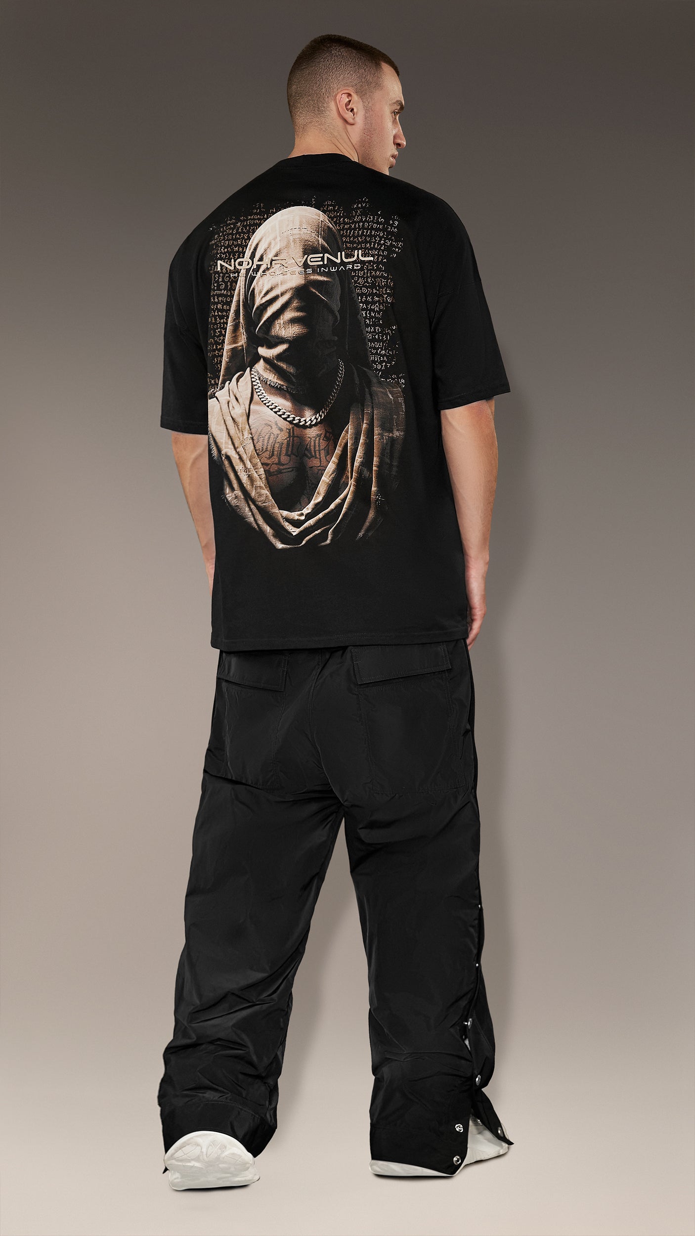 Tricouri barbati Tricou 