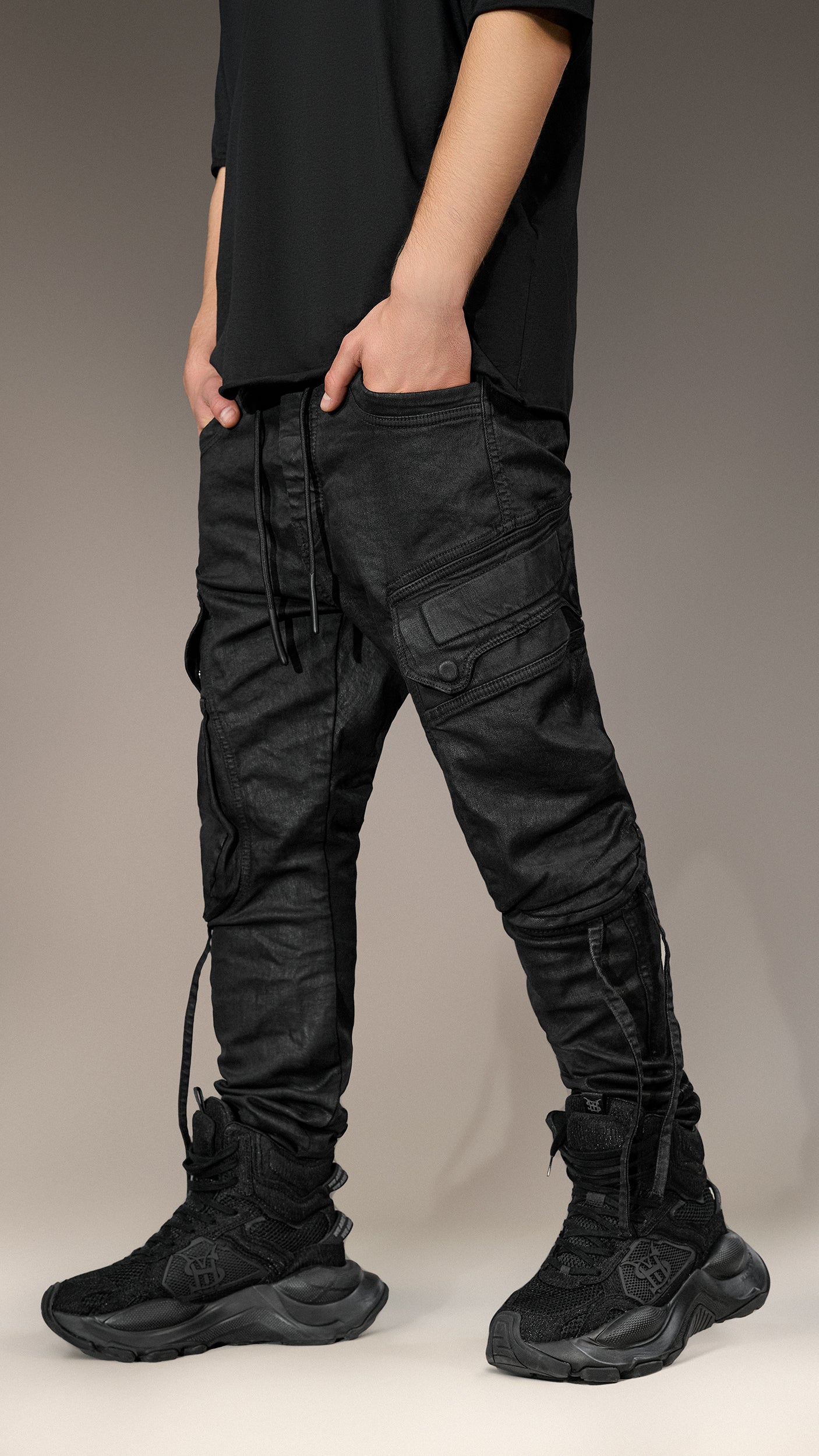 Black Cargo Pants "Made by Society" - P15239