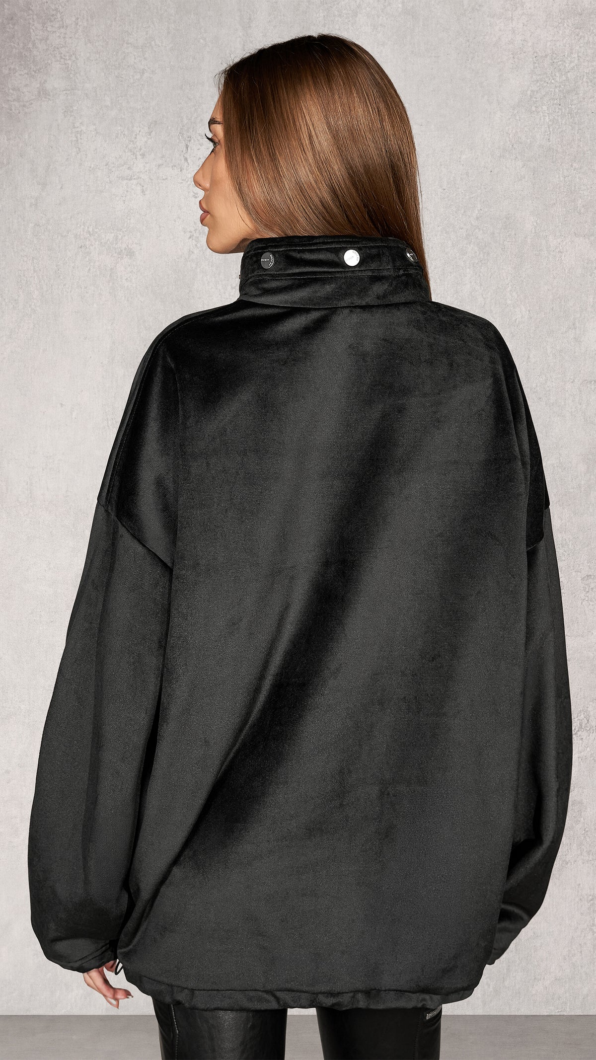 Hanorac Noir Sable - H27738
