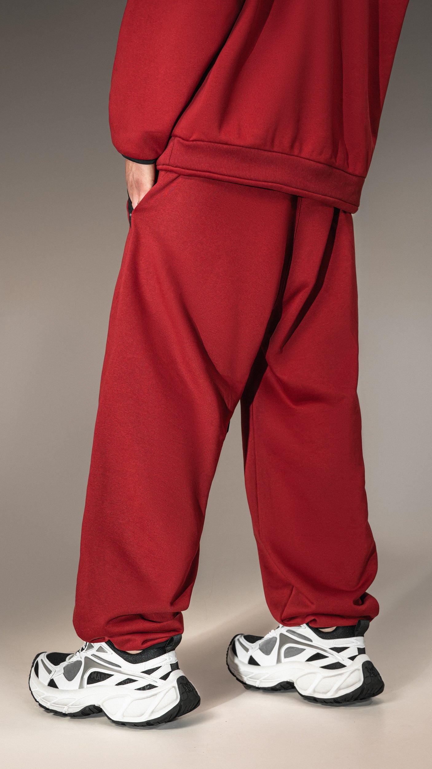 Pantaloni „Made by Society” – Design Relaxat – P15738