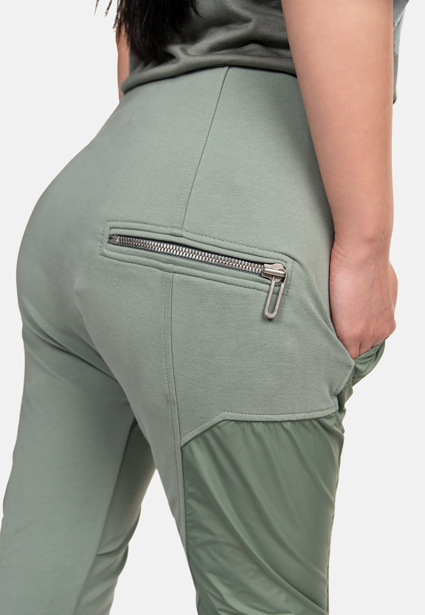 Jogger pants - P21463