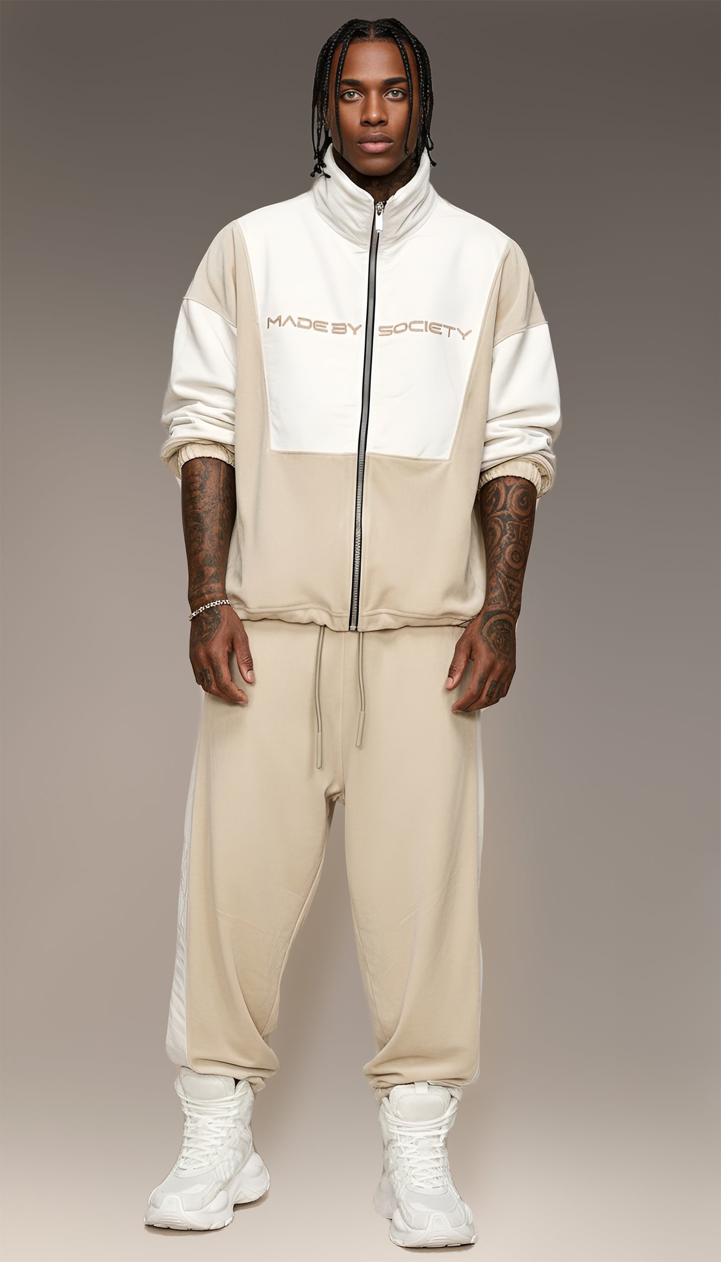 Barbati | Pantaloni The Outlet Premium - Vezi oferta de produse